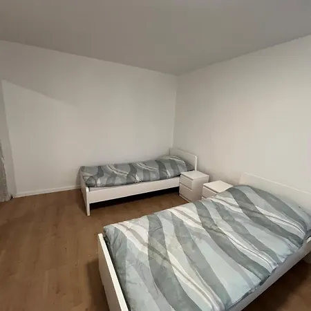 Monteurwohnung 9p Zentral بيت ضيافة هام