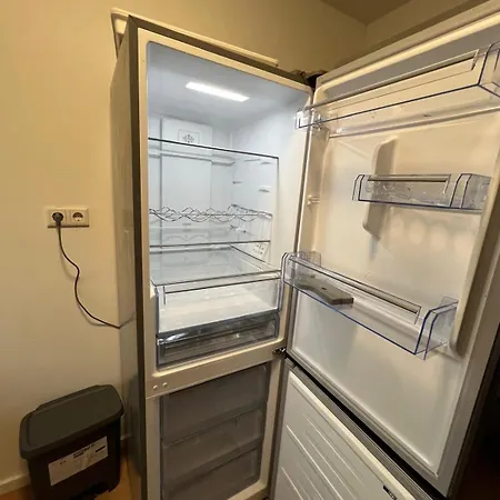 بيت ضيافة Monteurwohnung 9p Zentral 3*