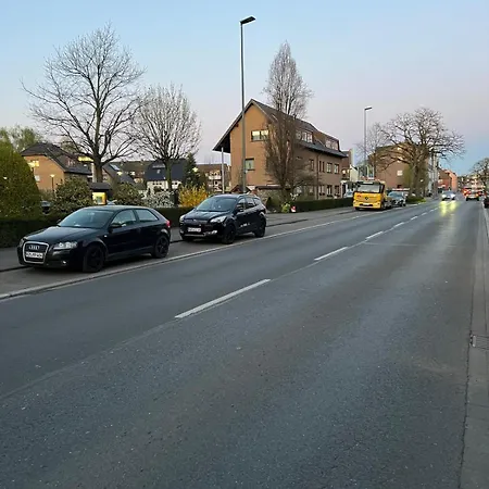 Monteurwohnung 9p Zentral بيت ضيافة